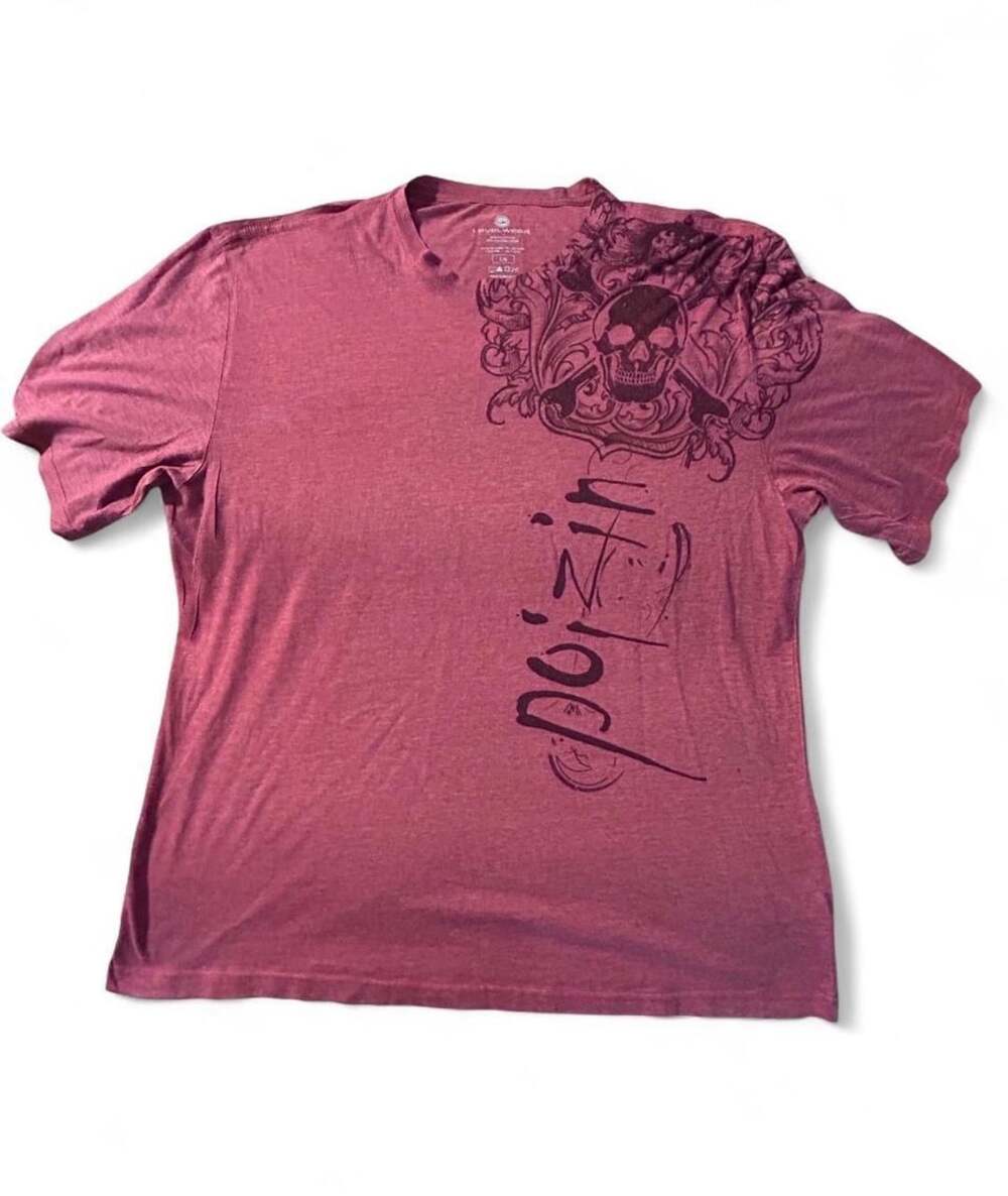 Levelwear T-Shirt Size L Red Skull Graphic Y2K Grunge Gothic